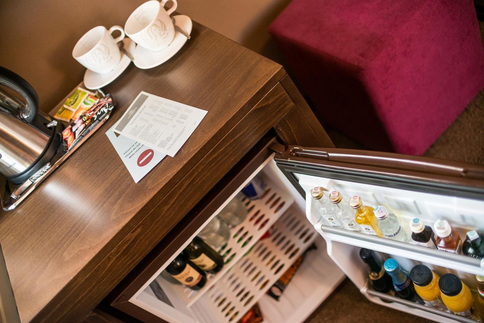 Hotel Fuerdohaz Mestecǎneşti Cameră foto